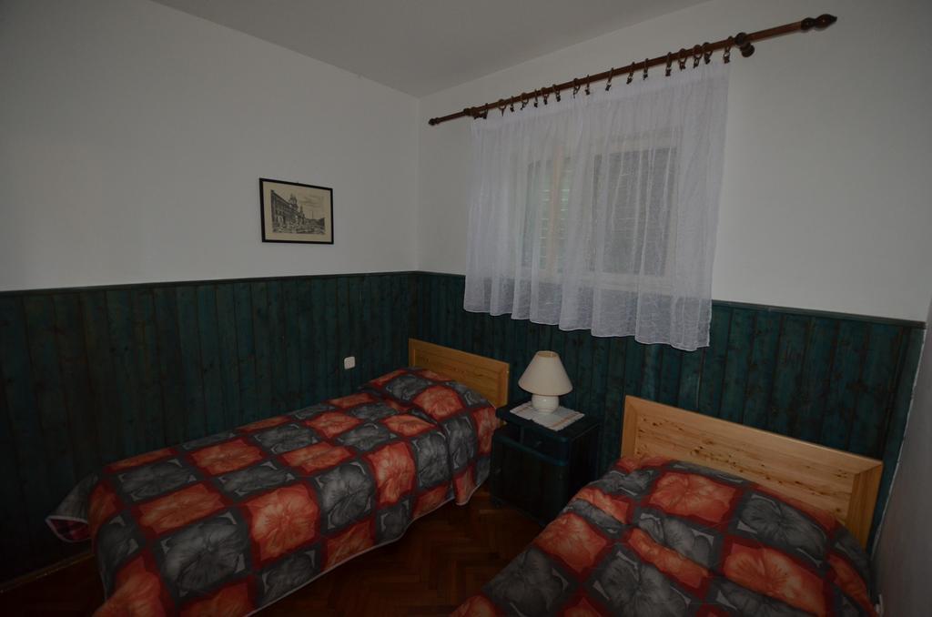 Apartments Villa Bartol Pula Chambre photo